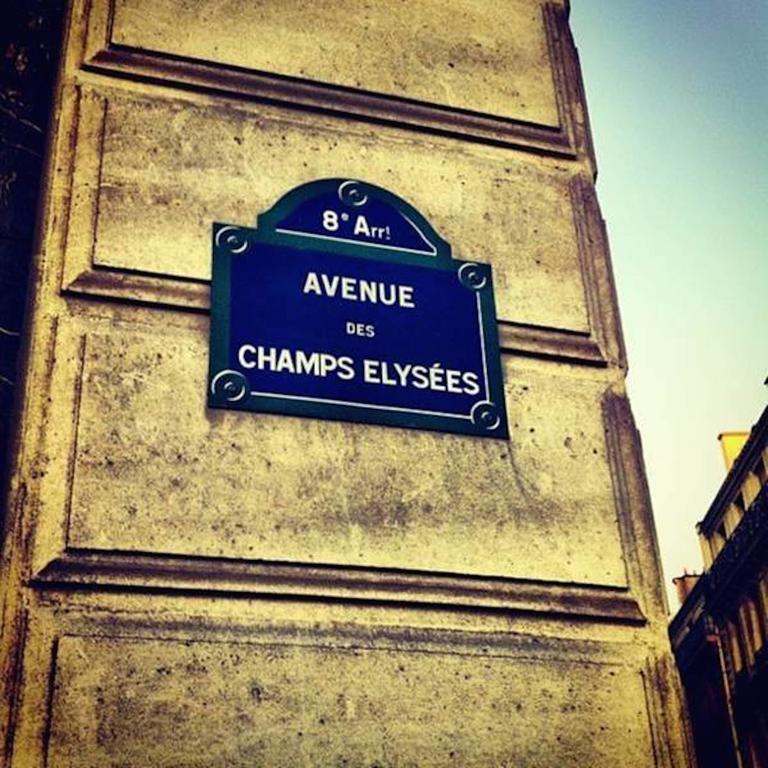 Apartamento Private Studio - Avenue des Champs-Elysées París Exterior foto